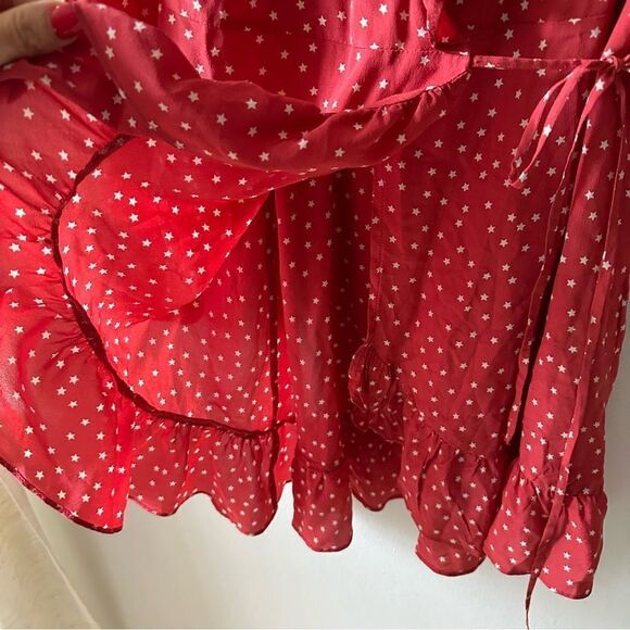 Réalisation Alexandra Red Star Print Silk Wrap Dress - Picture 7 of 11